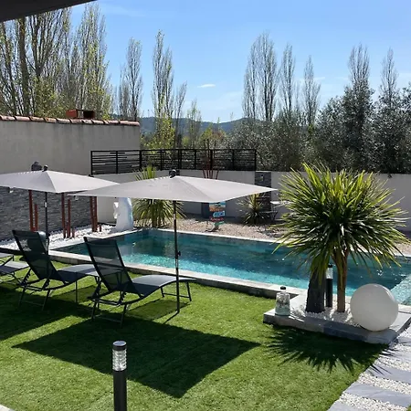 Maison 2 Avec Piscine Sans Vis A Vis *